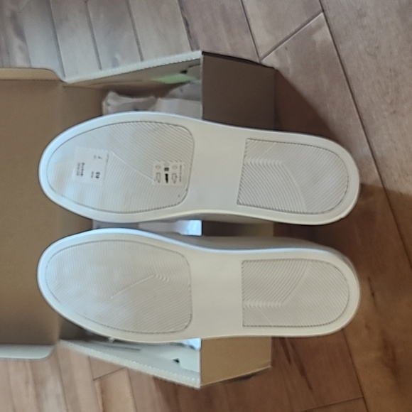 Matt & Nat slip on sneakers - Picture 2 of 4